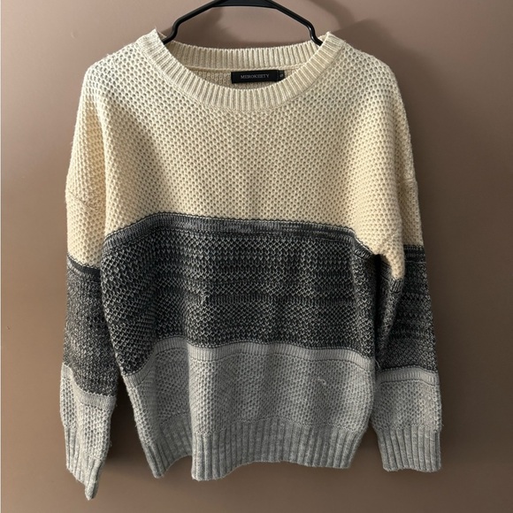 Merokeety Colorblock Sweater - Picture 1 of 7